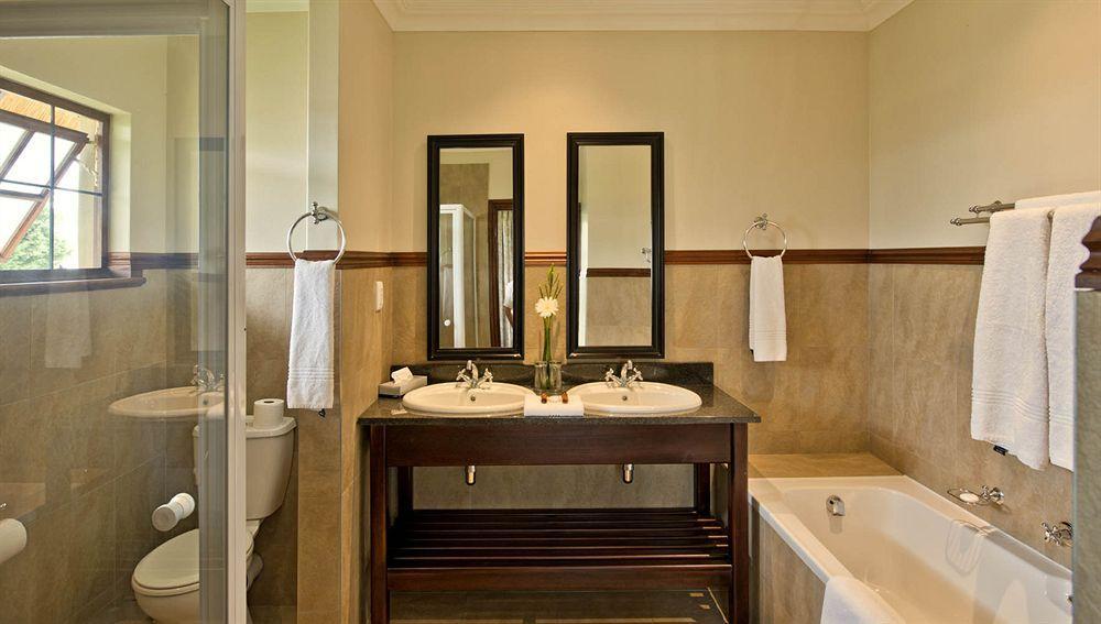 Champagne Sports Resort Drakensberg Esterno foto
