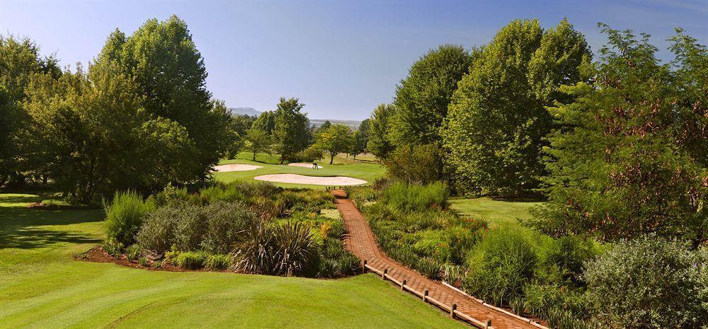 Champagne Sports Resort Drakensberg Esterno foto
