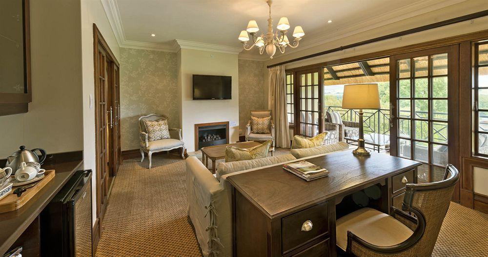Champagne Sports Resort Drakensberg Esterno foto
