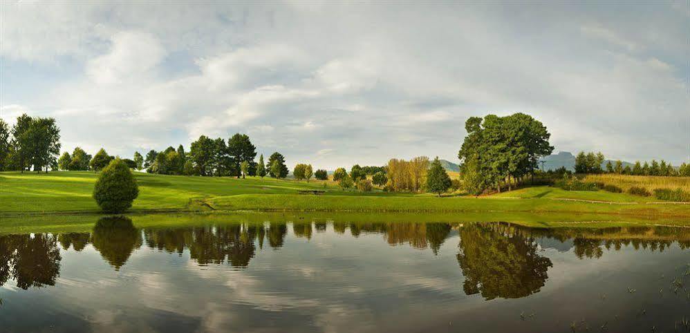 Champagne Sports Resort Drakensberg Esterno foto